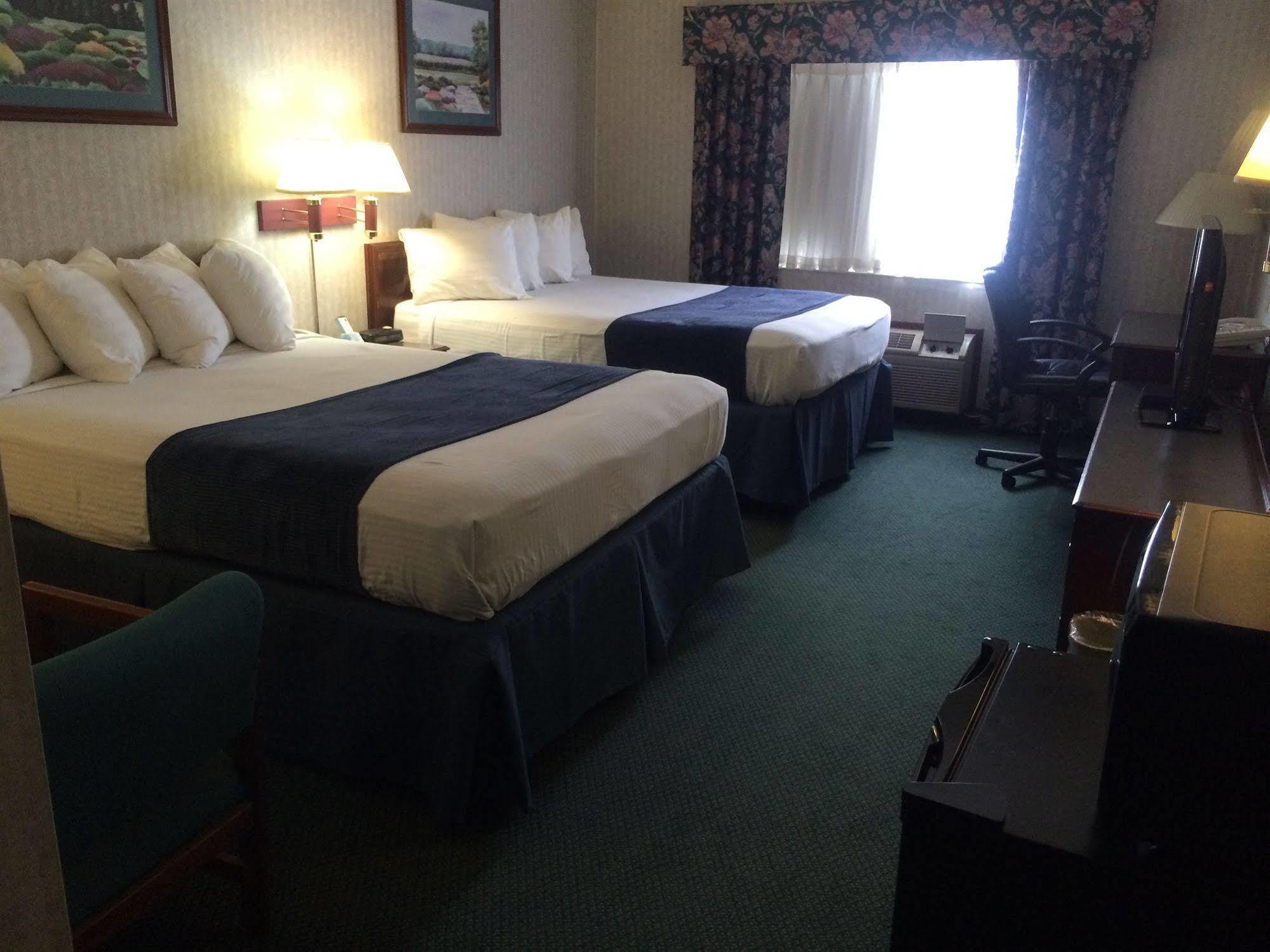 Best Western Elkhart Inn & Suites Екстер'єр фото